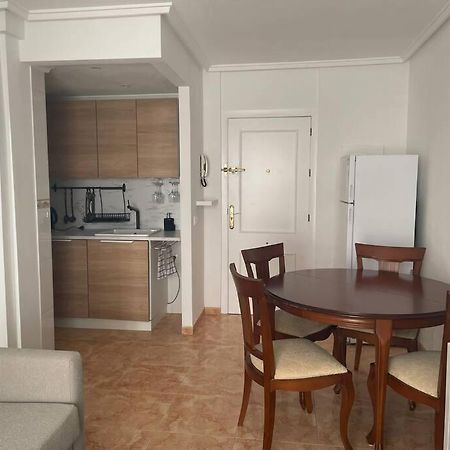 Cozy Apartment 5 Mins To Beach Torrevieja Eksteriør bilde