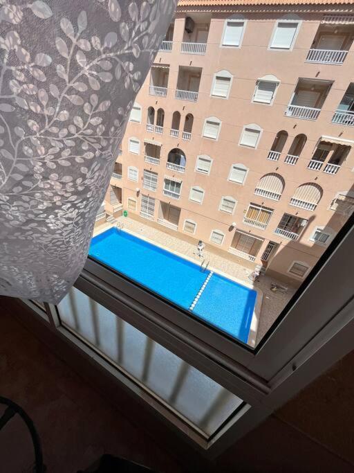 Cozy Apartment 5 Mins To Beach Torrevieja Eksteriør bilde